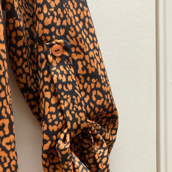 Women’s All in Favor blouse size Small - Picture 3 of 4